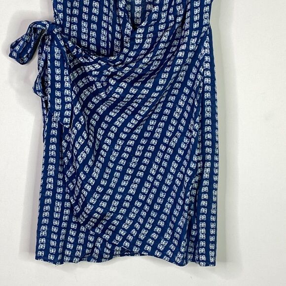 UO Urban Outfitters Butterfly Pattern Mini Tie Waist Wrap Dress Women's Size XS - Picture 5 of 9
